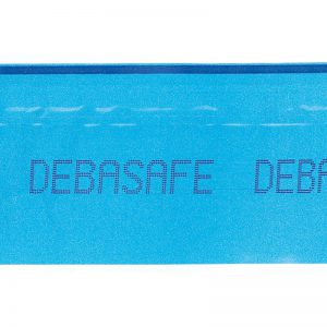 Gros plan sur DEBATAPE : sceau de sécurité avec impression noire sur film bleu.