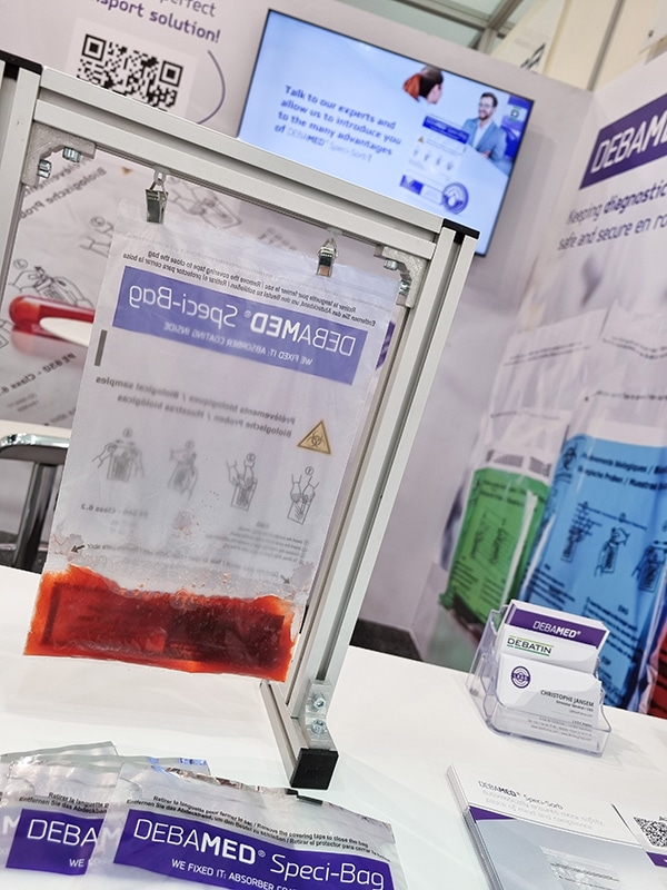 DEBATIN Medlab Moyen-Orient Dubaï DEBAMED Speci-Bag Speci-Sorb avec sang